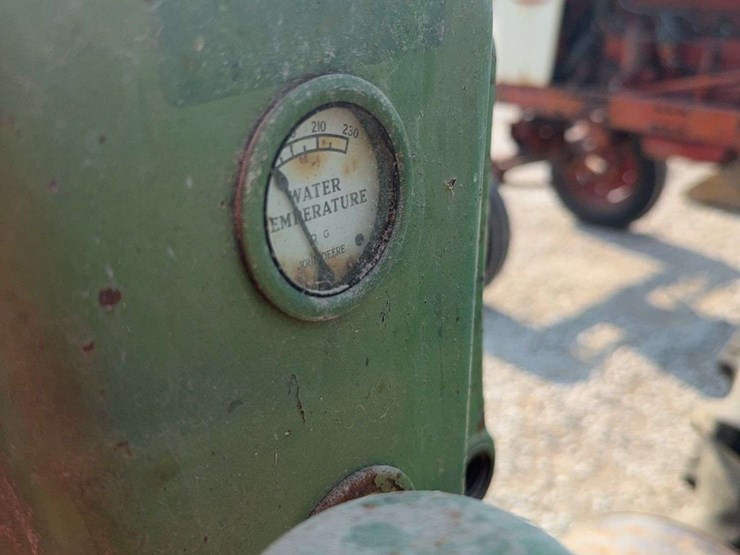 john-deere-b-image-10