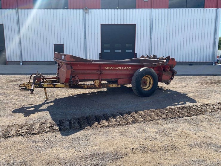 new-holland-519-image-1
