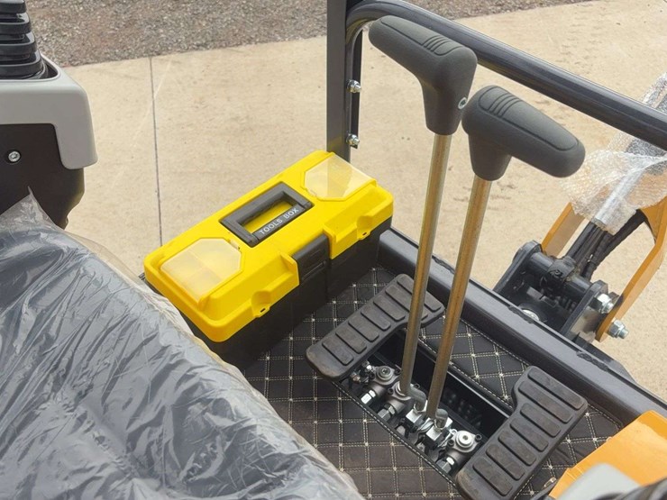 sdlanch-sdle20-mini-excavator-image-24