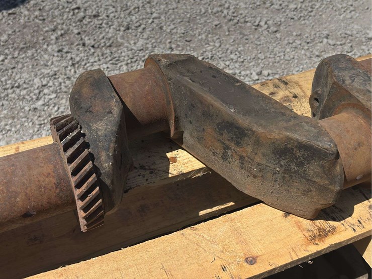 john-deere-model-g-crankshaft-image-5