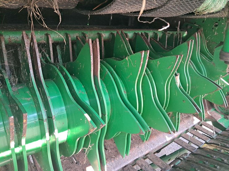 john-deere-854-image-18