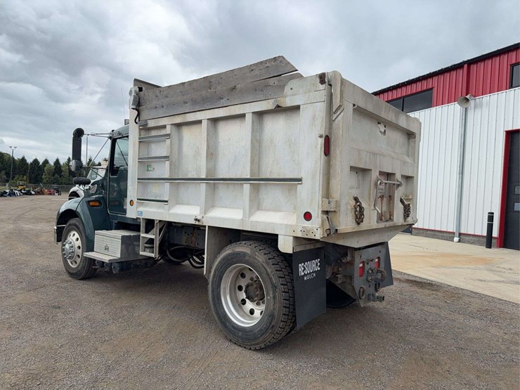 2001-kenworth-t300-image-4