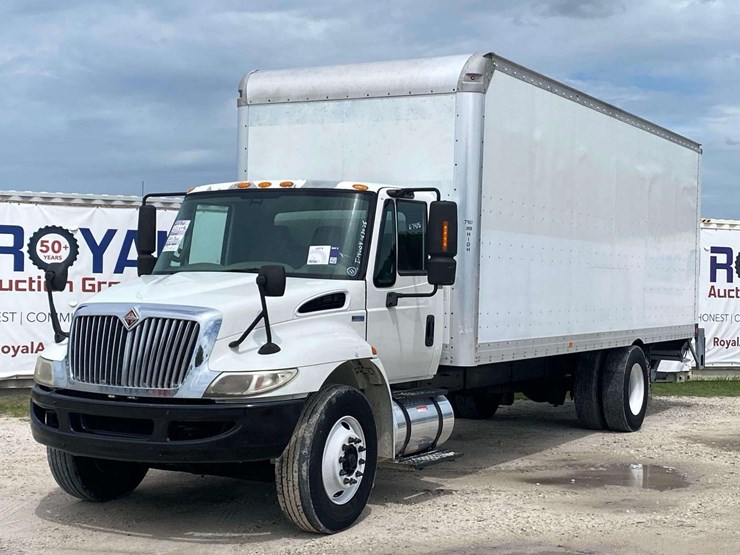2015-international-durastar-4300-image-1