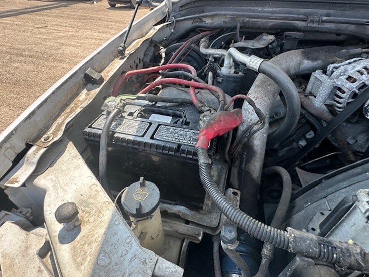 2003-ford-f550-image-56