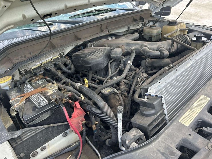 2016-ford-f550-image-9