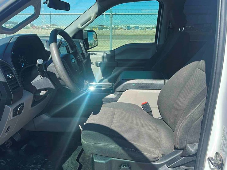 2019-ford-f150-image-8