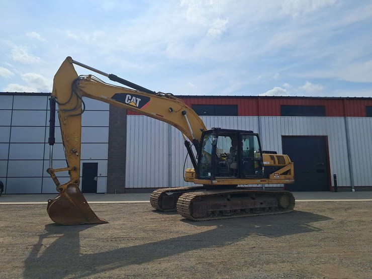 2011-caterpillar-320dl-image-1