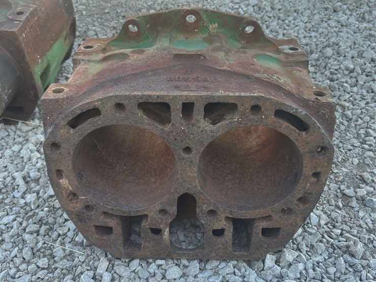 john-deere-model-g-block-image-9