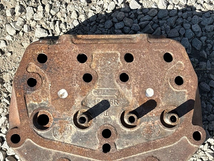 john-deere-model-g-head-image-2