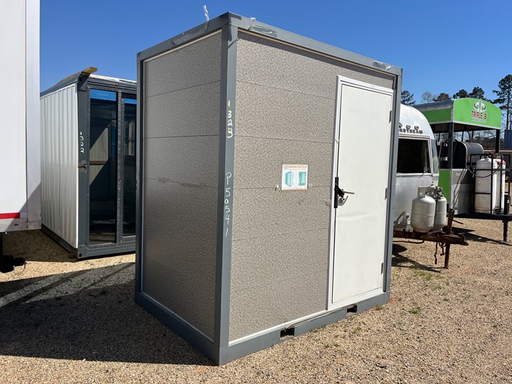 #50541-•-portable-restroom-image-2