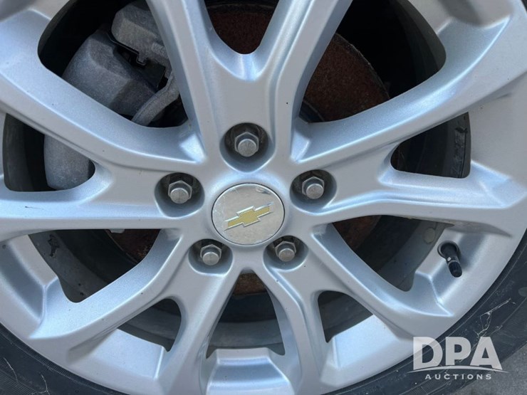 2018-chevrolet-equinox-lt-image-21