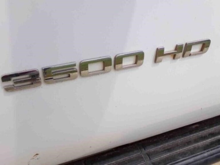 2011-chevy-4-door-dually-weld-bed-image-15