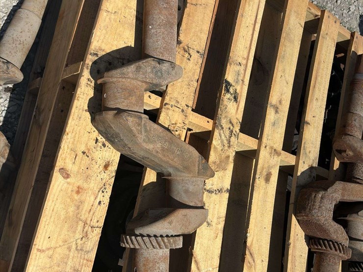 john-deere-model-g-crankshaft-image-8