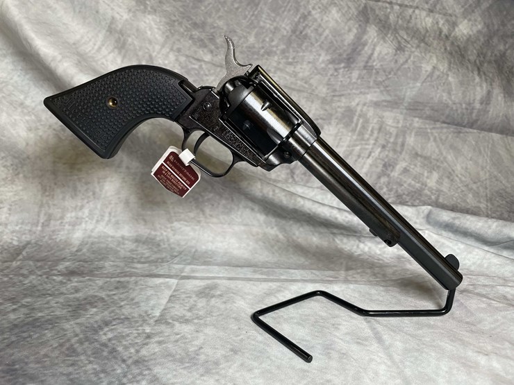 #4541-•-heritage-rough-rider-22lr-revolver,-sn:-1bh882376-image-3