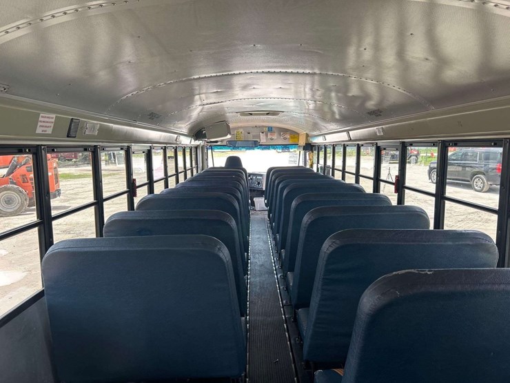2009-ic-corporation-pb105-school-bus-image-23