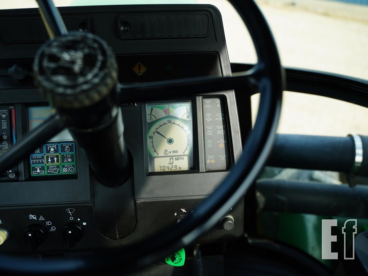 1993-john-deere-8570-image-37
