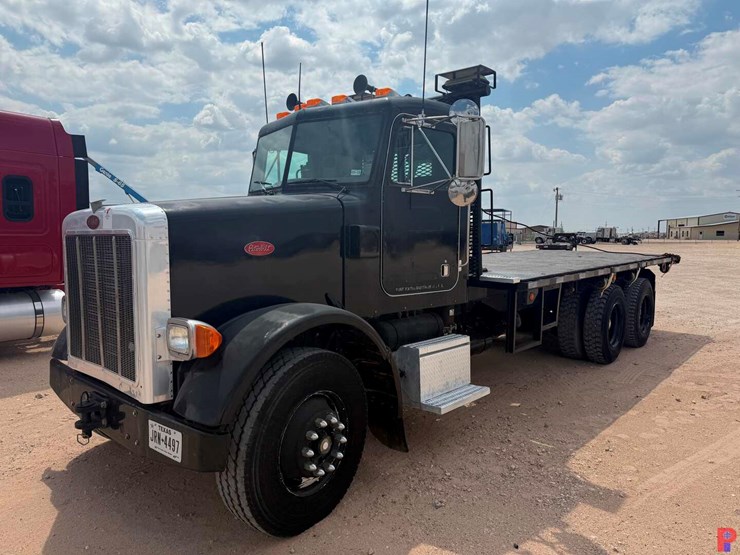1992-peterbilt-357-image-1