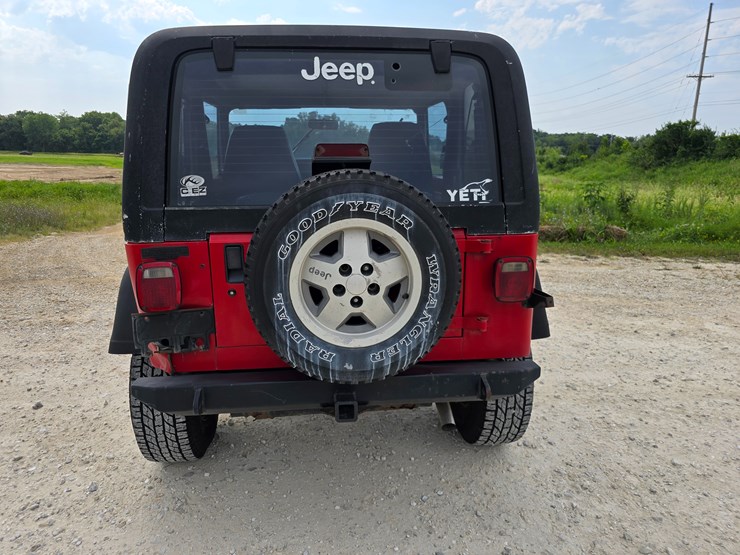 1994-jeep-wrangler-image-18