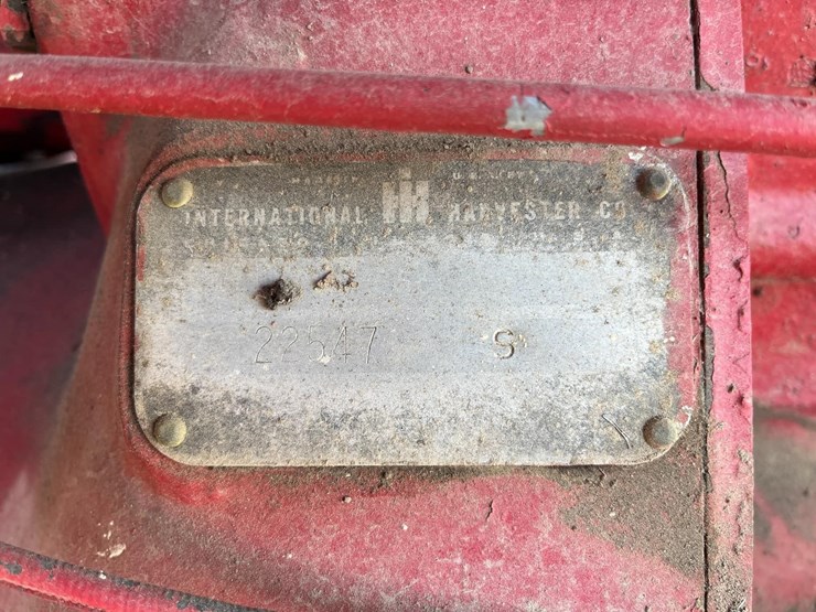farmall-656-image-9