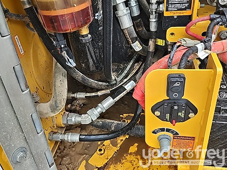 2018-deere-850k-image-57