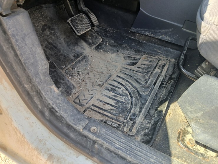 2012-ford-transit-connect-image-30