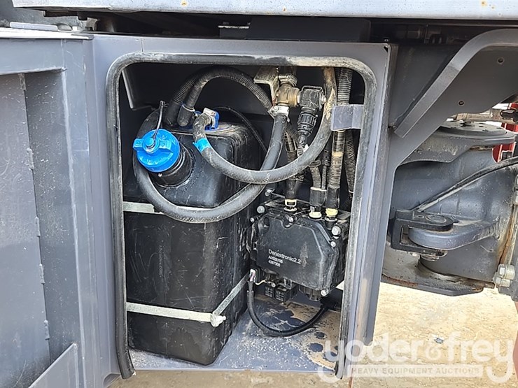 2019-dynapac-ca2500d-image-35