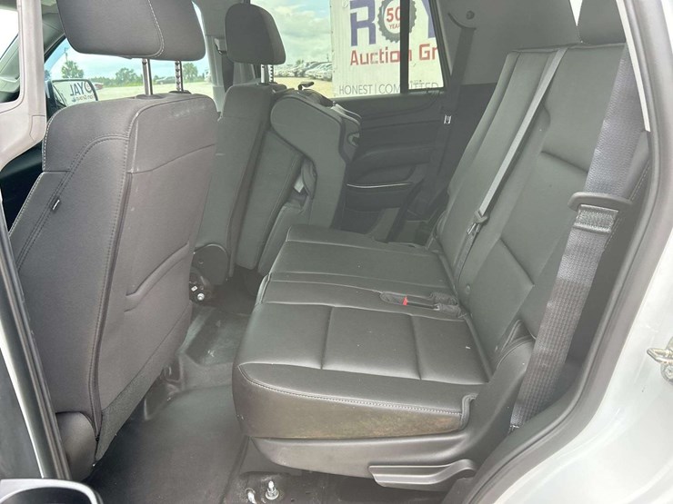 2018-chevrolet-tahoe-image-21