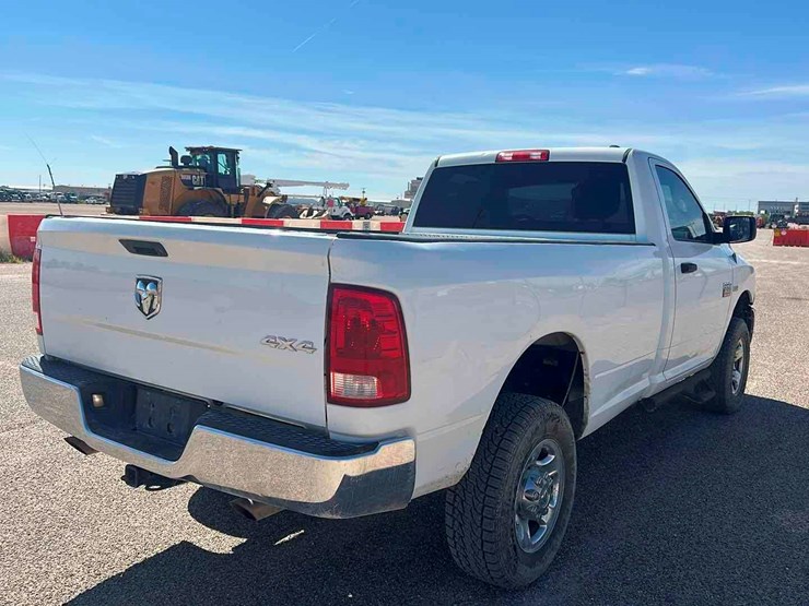 2011-dodge-ram-2500-image-4