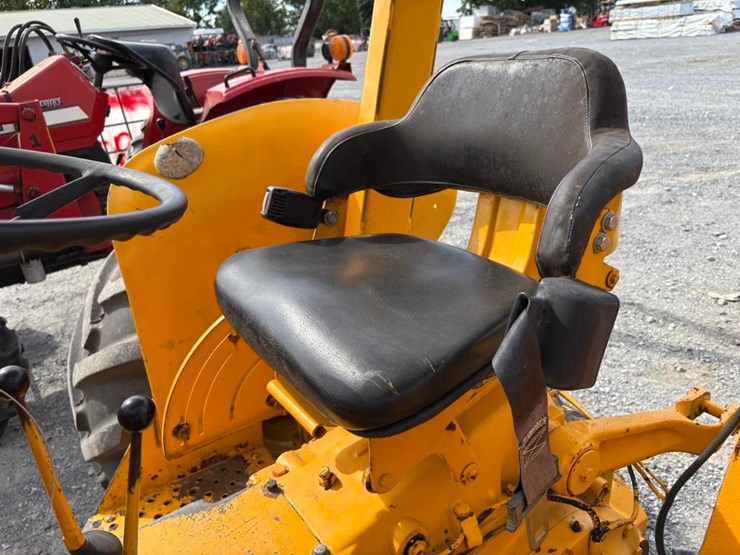 john-deere-301a-image-14