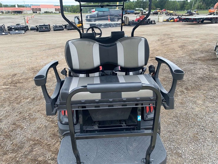 2021-royal-golf-cart-image-15