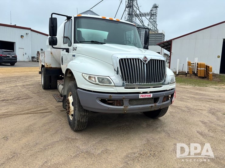 2013-international-durastar-4400-image-20