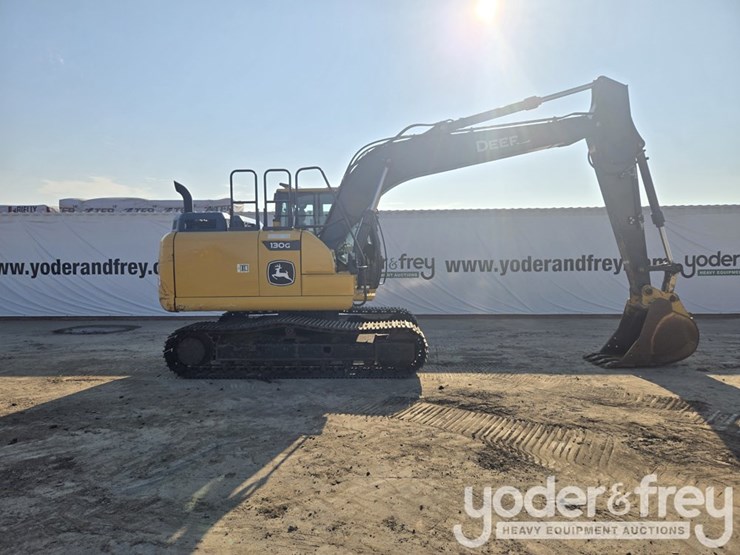2022-deere-130g-image-6