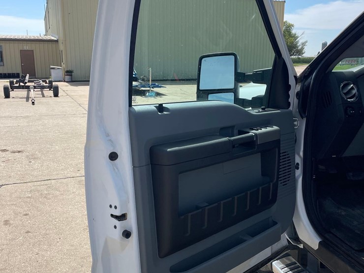 2000-ford-f250-image-34