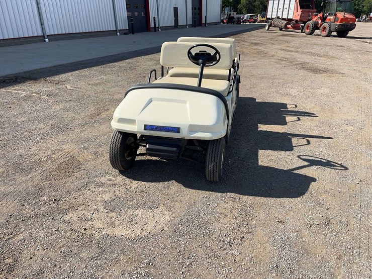 columbia/parcar-electric-golf-cart-image-2
