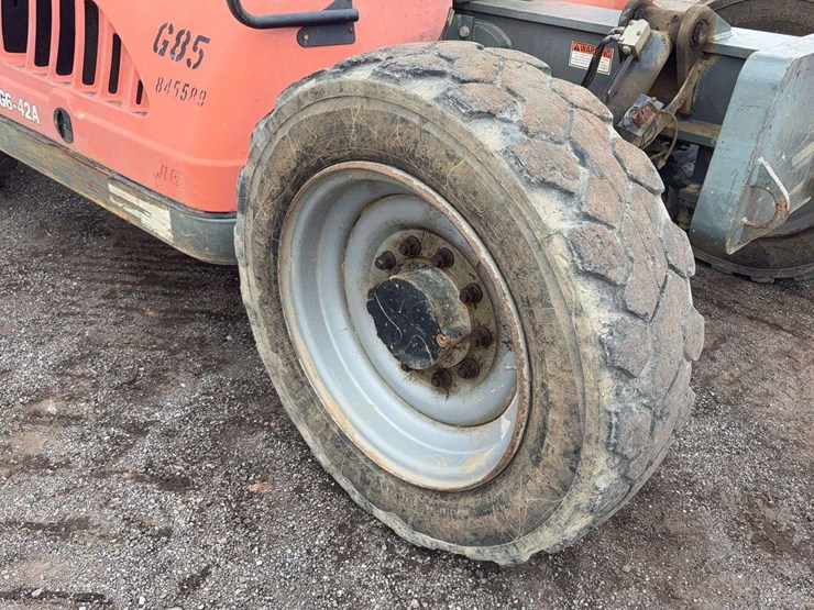 2006-jlg-g6-42a-image-7