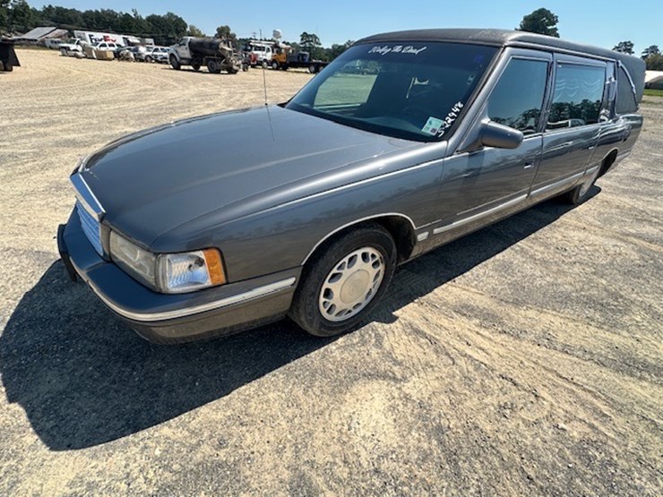 #22948-•-1997-cadillac-victoria-hearse-image-13