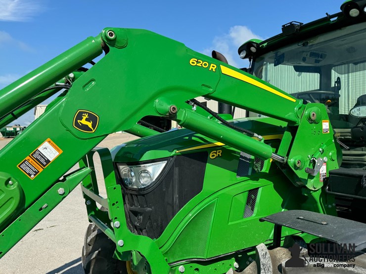 2023-john-deere-6r-140-image-11