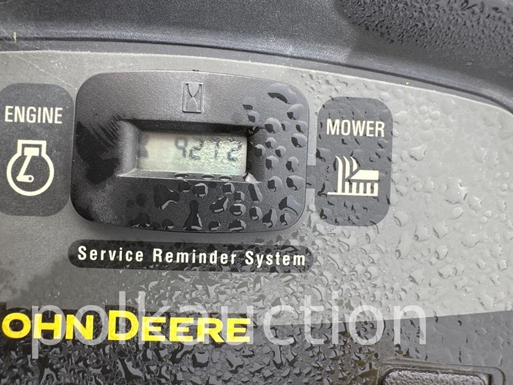 john-deere-g110-image-6