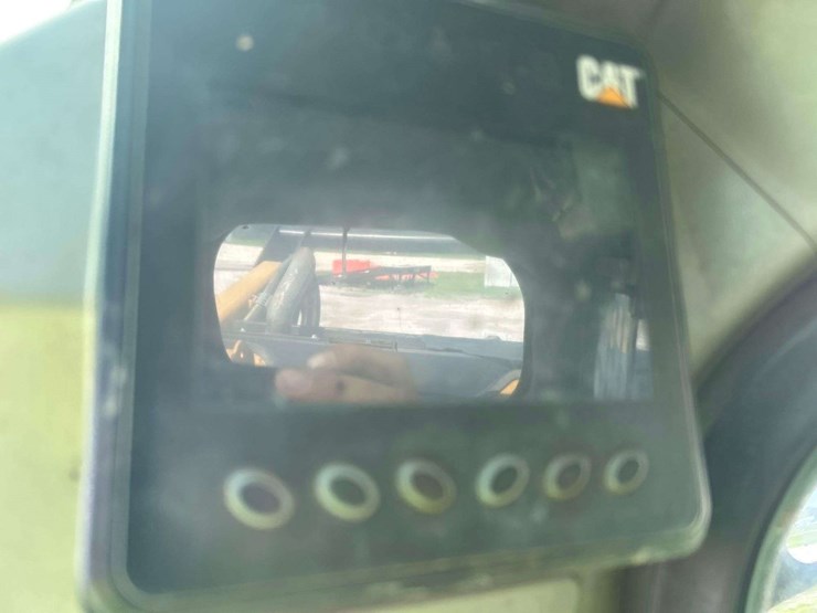 2015-caterpillar-299d2-image-6