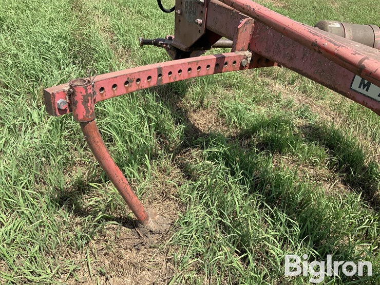 massey-ferguson-880-image-9