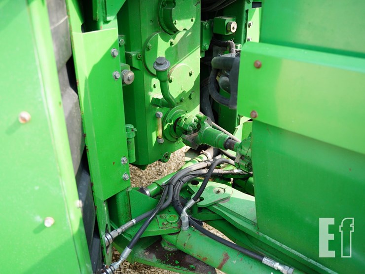 1993-john-deere-8570-image-29