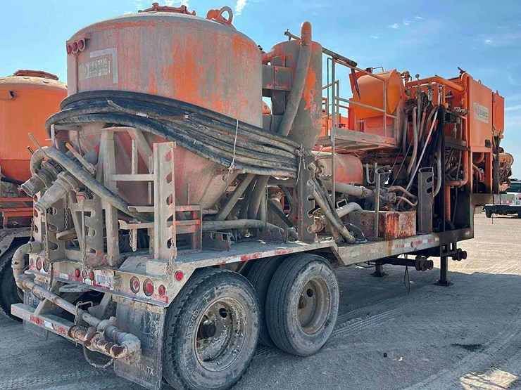 2003-viking-cement-mixing-trailer-image-1