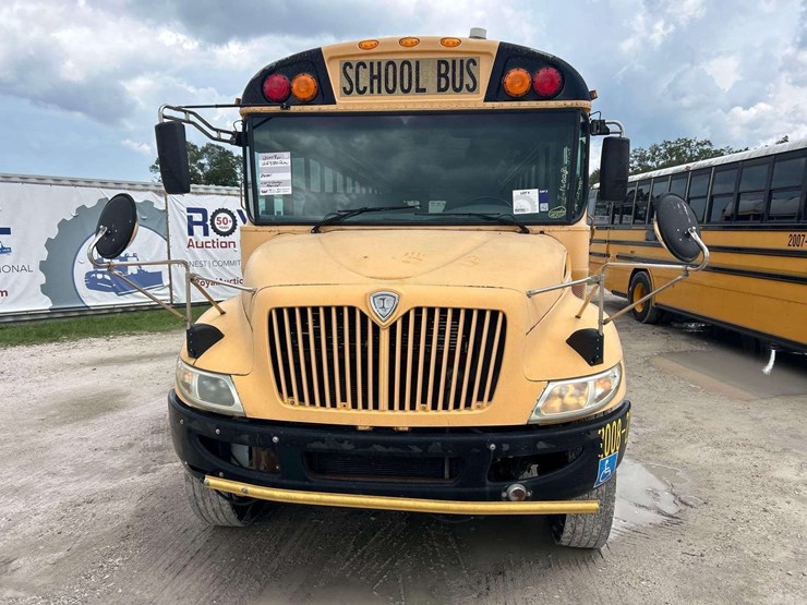 2009-ic-corporation-pb105-school-bus-image-21