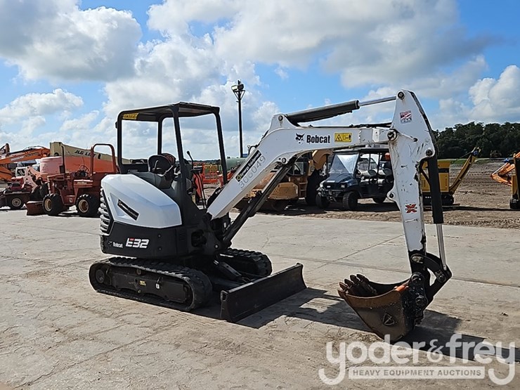 bobcat-e32-image-6