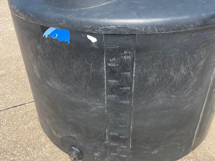 550-gallon-poly-tank-image-5