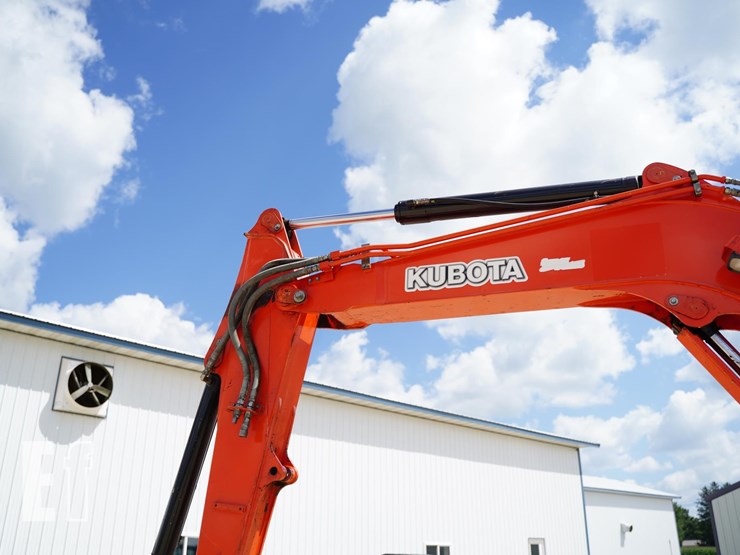 2017-kubota-kx080-4-image-15