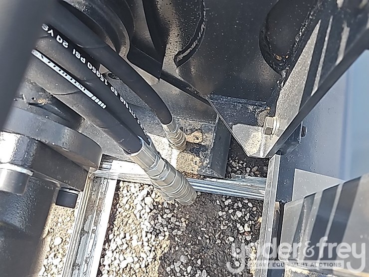 unused-jct-trencher-to-suit-skidsteer-image-13