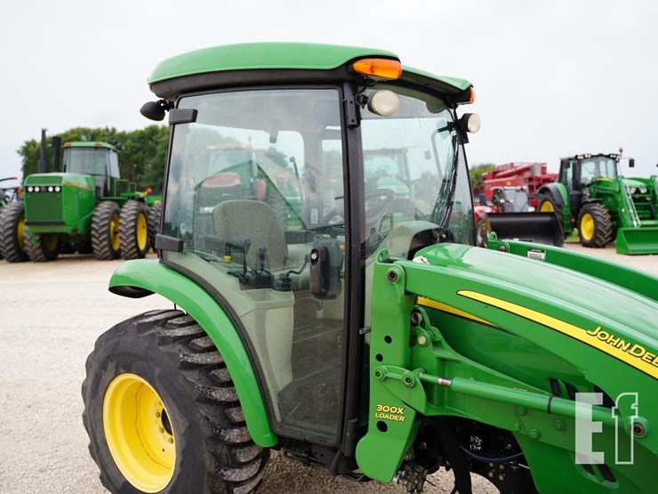2007-john-deere-3320-image-24