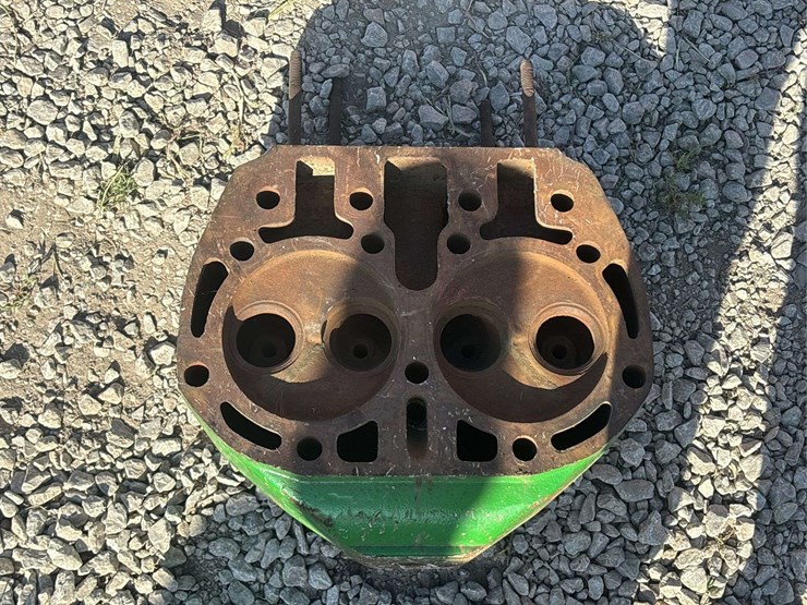 john-deere-model-g-head-image-11