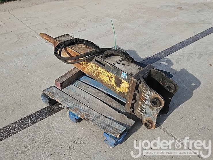 hydraulic-breaker-to-suit-excavator,-1,000lbs-image-2